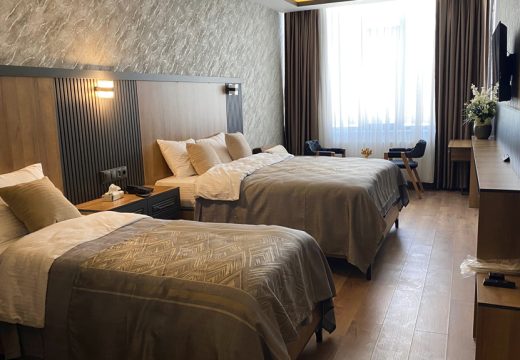 tatvan revolcrystal otel 3 kişilik oda 1